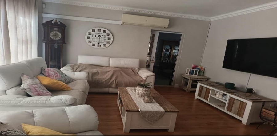 4 Bedroom Property for Sale in Tygerdal Western Cape